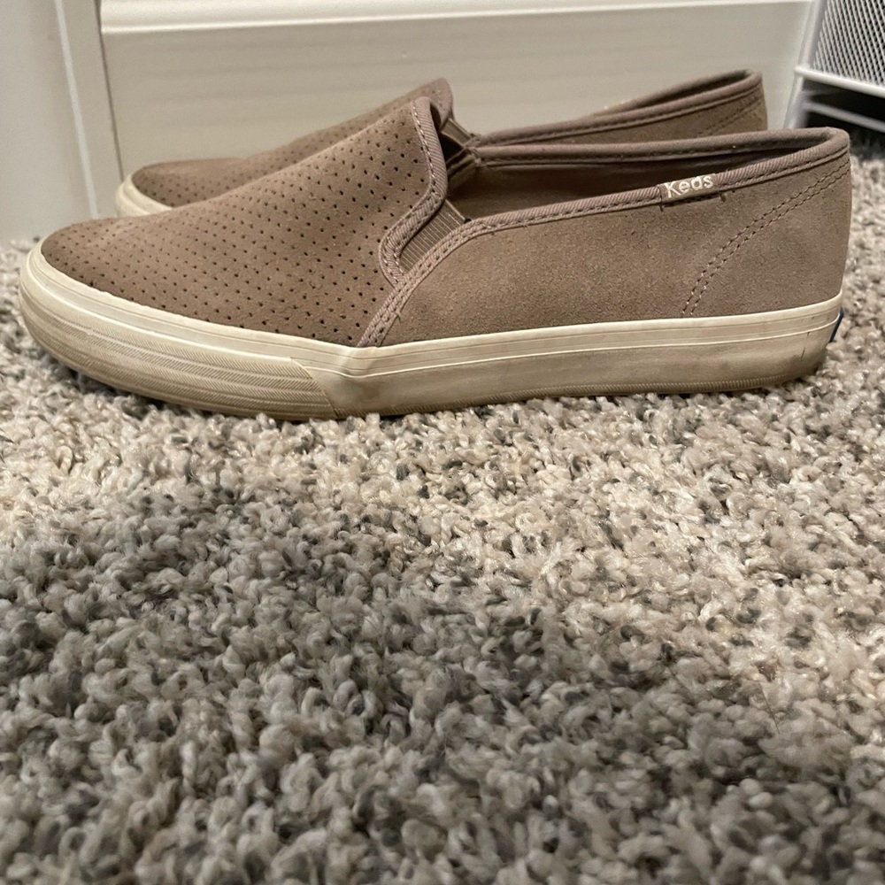 Womens tan keds